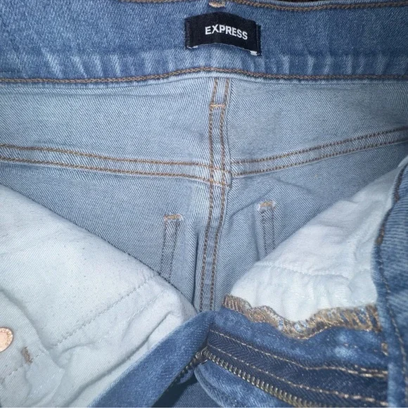 Express Jeans Women’s Size 2R High Rise Seamed Festival Flare Light Wash - Picture 7 of 8
